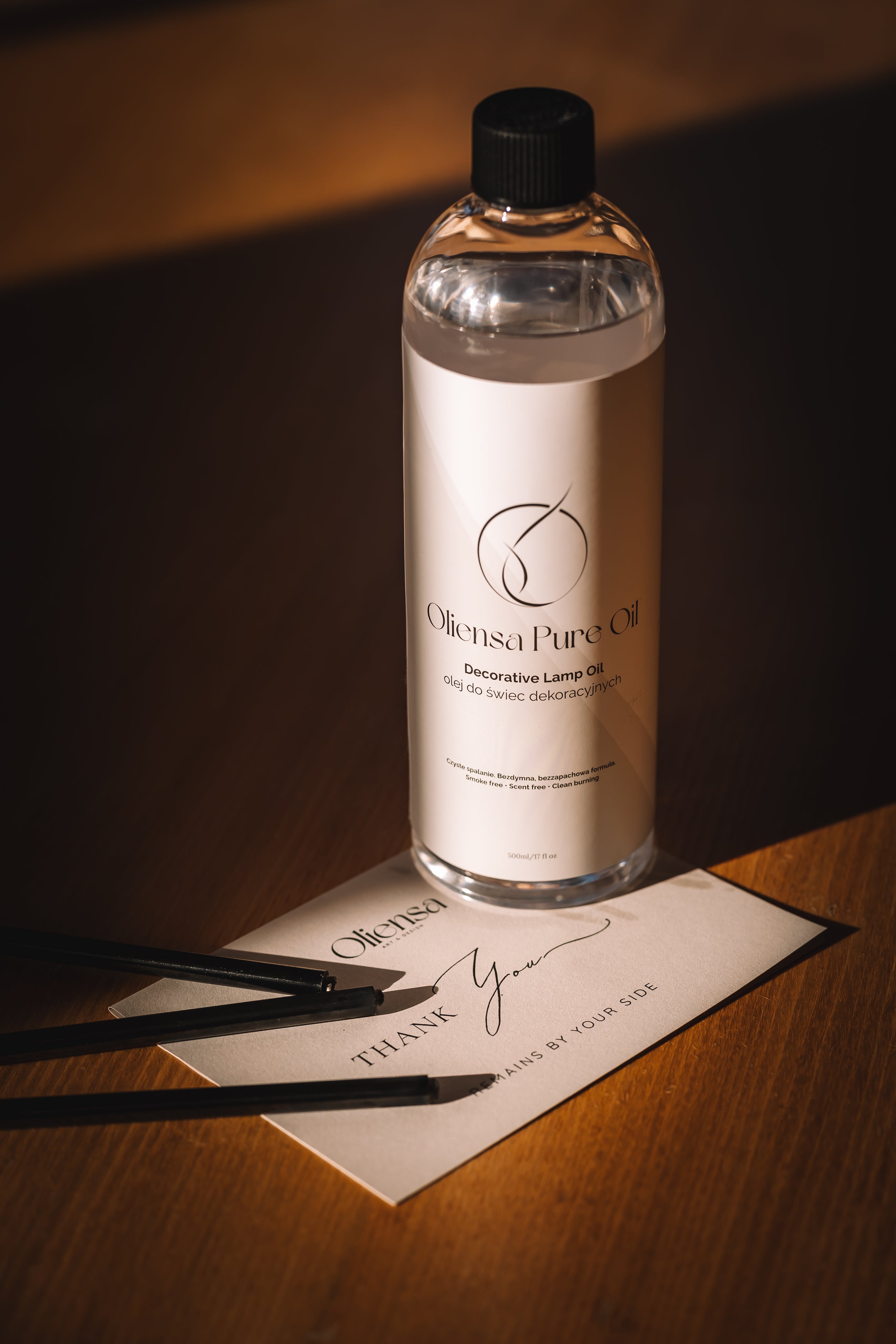 Oliensa Pure Oil w aranżacji na karcie Thank you card by Oliensa oraz w towarzystwie Black Eternal Sticks