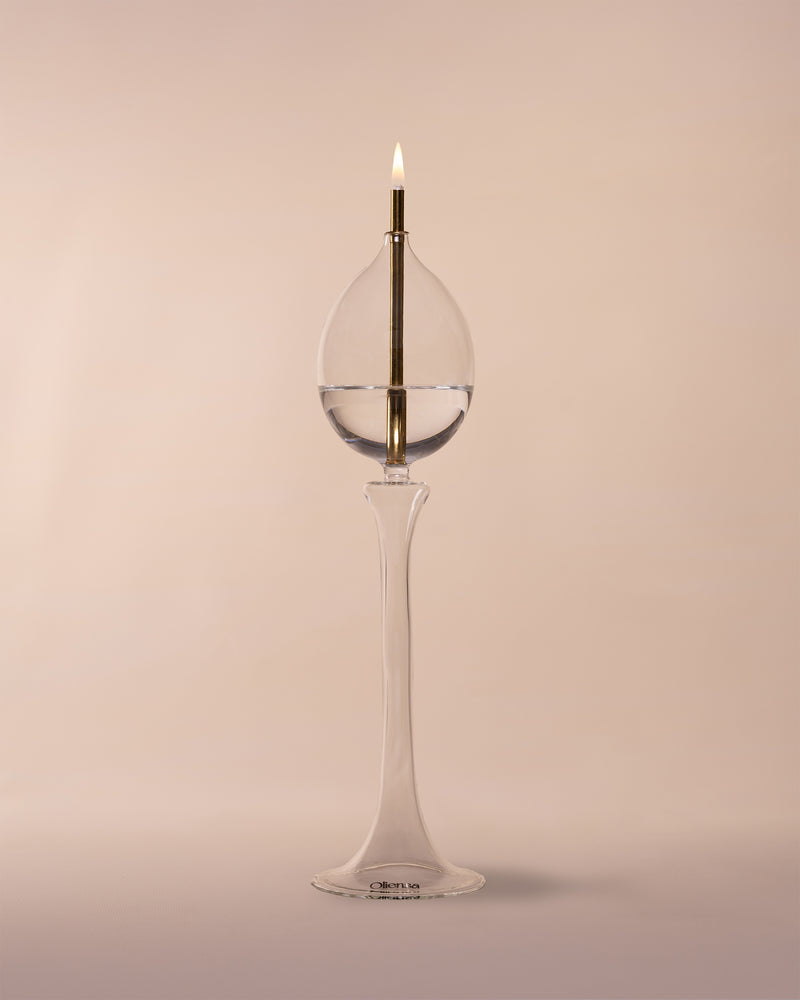 Packshot Świeca Reveria No. 3 - rozpalona